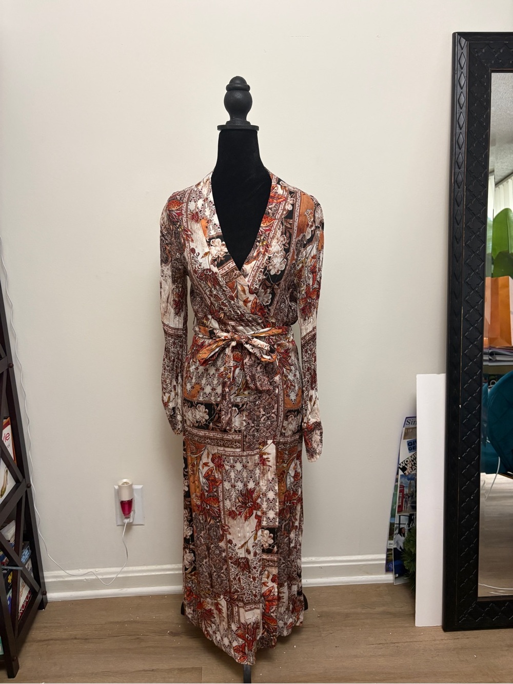 Long Sleeve Floral Patchwork Wrap Robe Dress in Brown & Cream